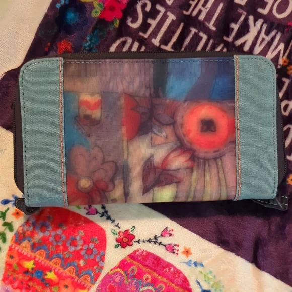 Sherpani Vibrant Yellow and Green Clutch - Picture 7 of 8